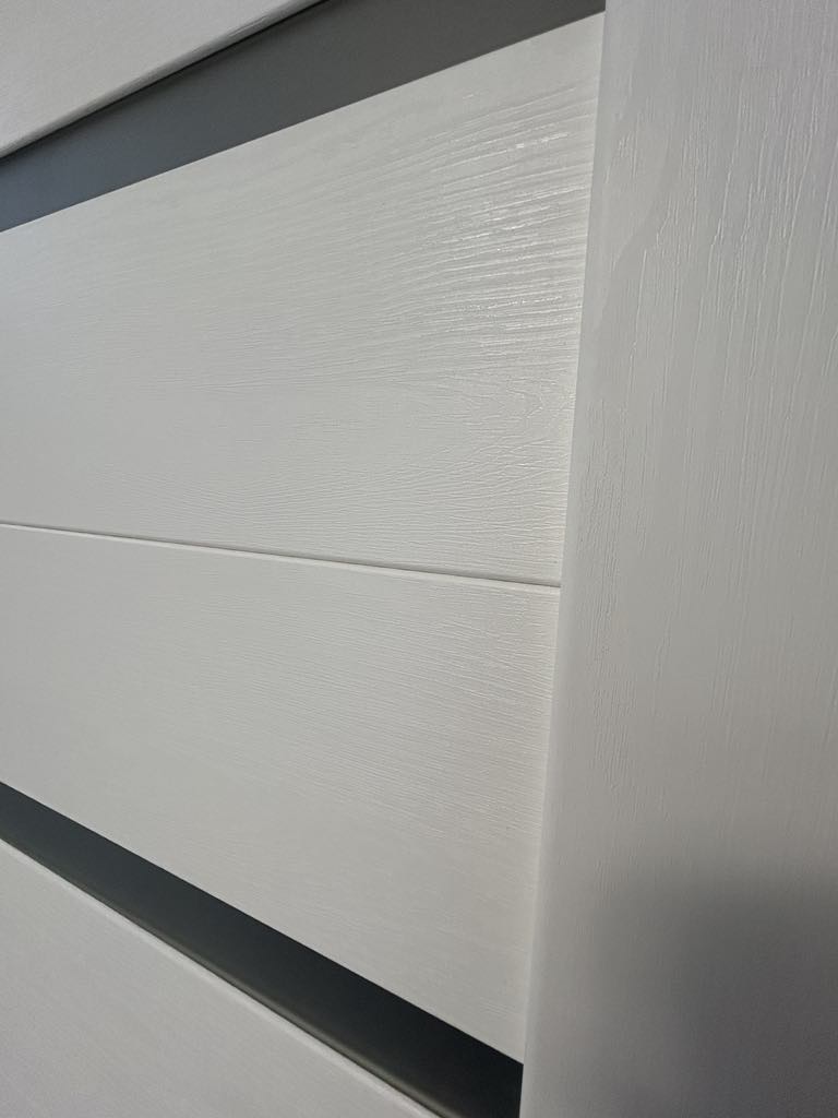 Amaty 01 baltas medis